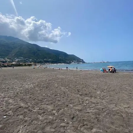 Ada * Castellammare di Stabia